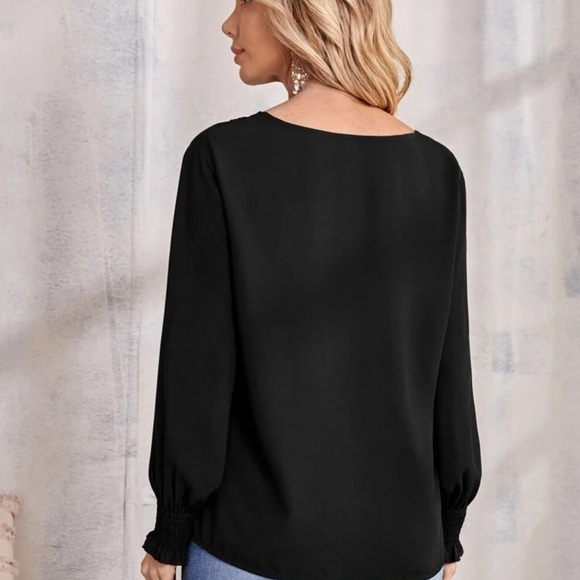 ❗️ Lace v neck lantern long sleeve blouse black - Picture 2 of 2